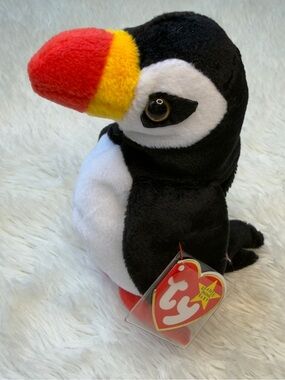 Ty Beanie Baby Plush Puffin in Black, White, Red & Yellow